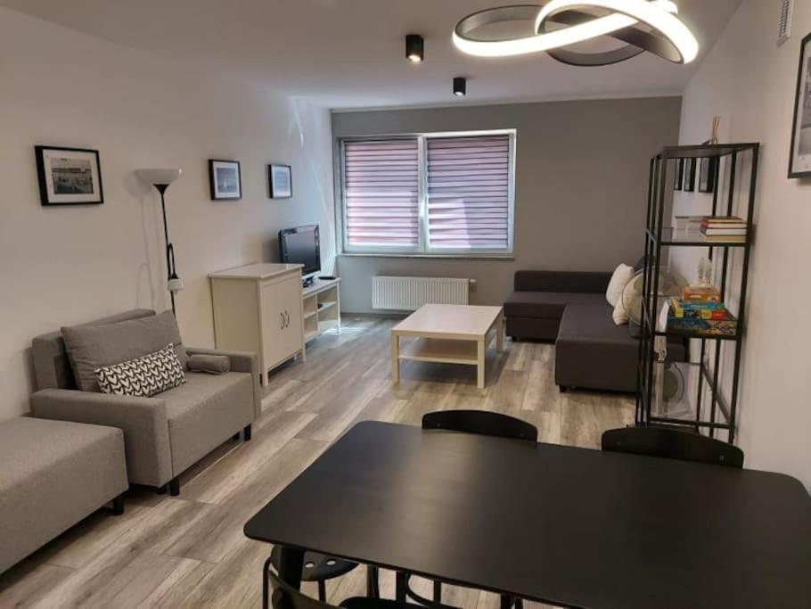 Uroczy Apartament W Scislym Centrum Gizycka Giżycko Exterior foto